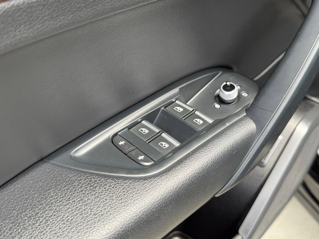 Used 2021 Audi Q5 2.0T Premium image 15