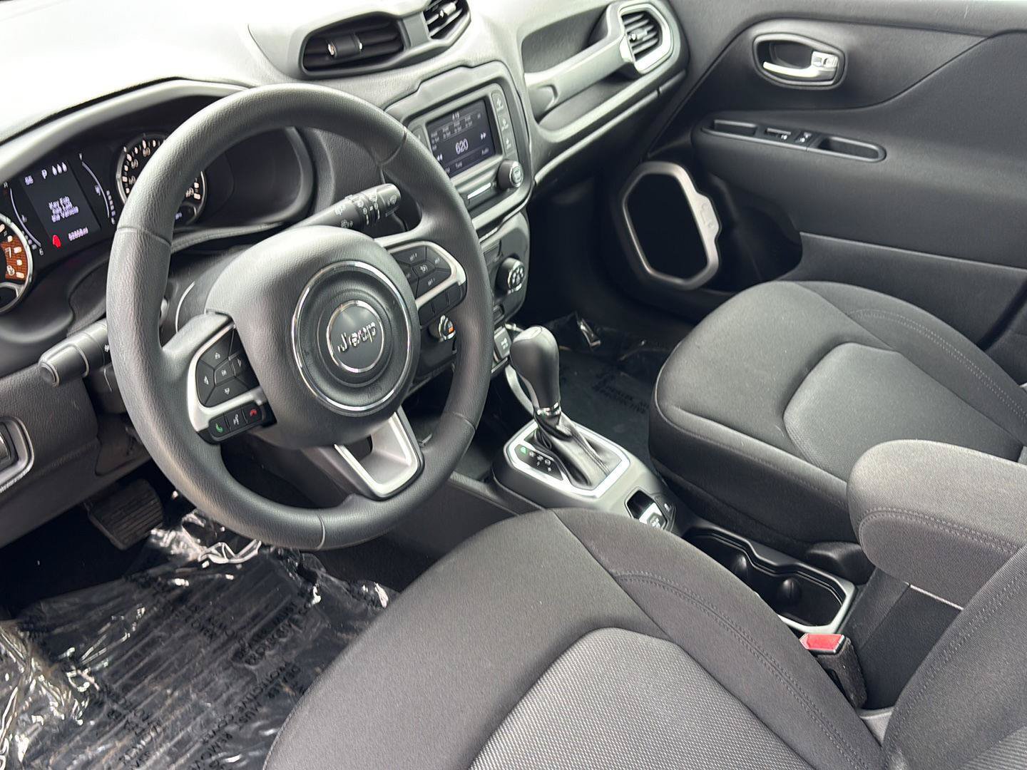 Used 2019 Jeep Renegade Sport FWD image 14