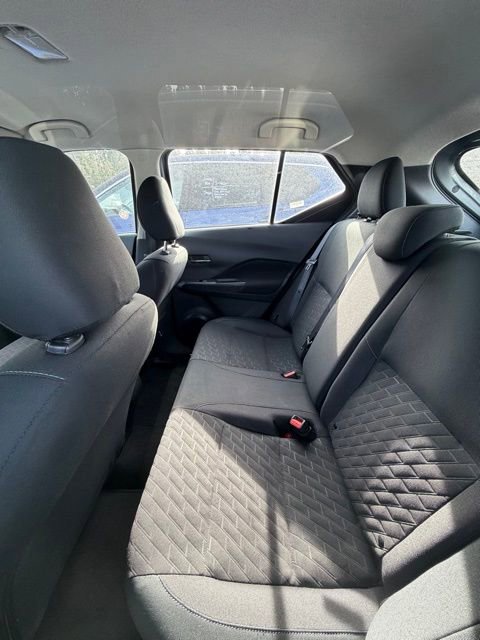 Used 2024 Nissan Kicks SV image 10