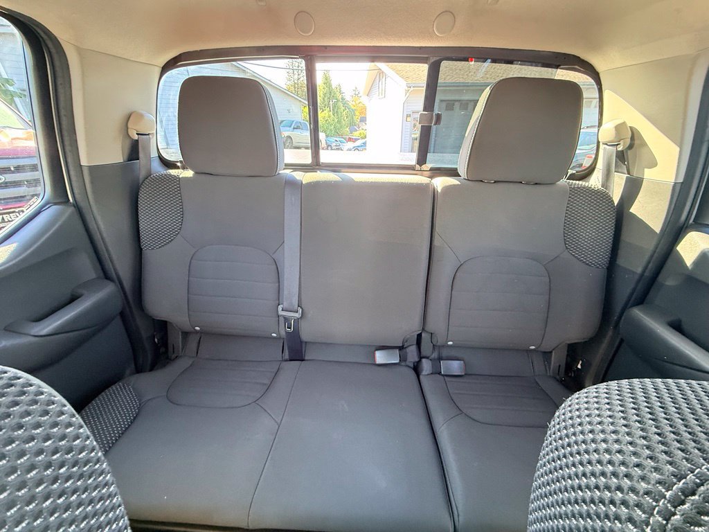 Used 2017 Nissan Frontier PRO-4X AWD/4WD image 33