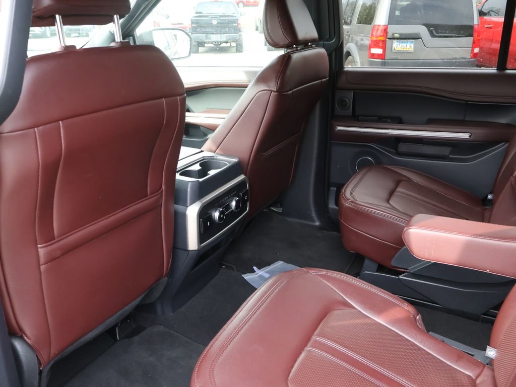Used 2024 Ford Expedition Limited AWD/4WD image 13