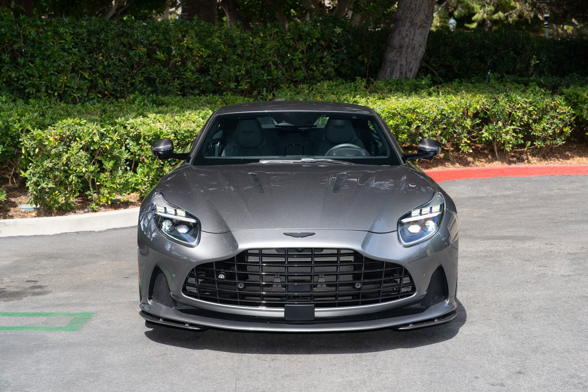 Used 2024 Aston Martin DB12 Coupe RWD image 4