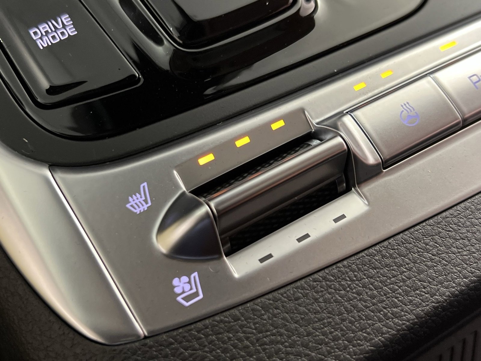 New 2026 Kia Carnival SX Prestige image 35