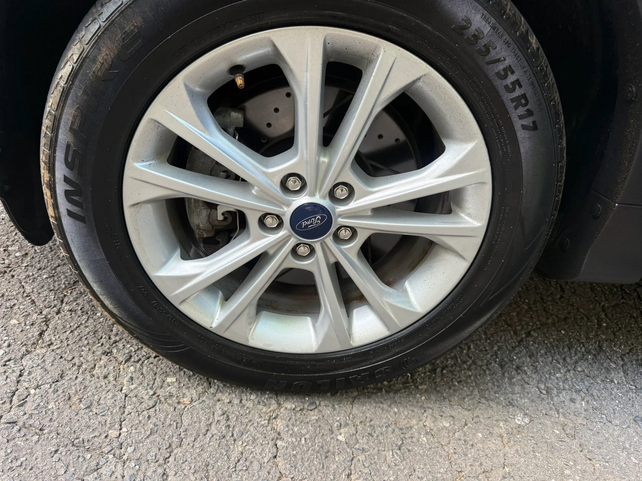 Used 2018 Ford Escape SE image 28