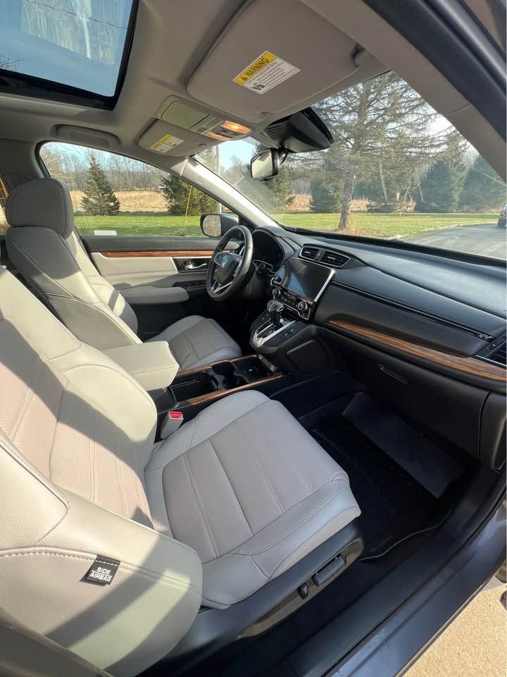 Used 2022 Honda CR-V Touring image 8