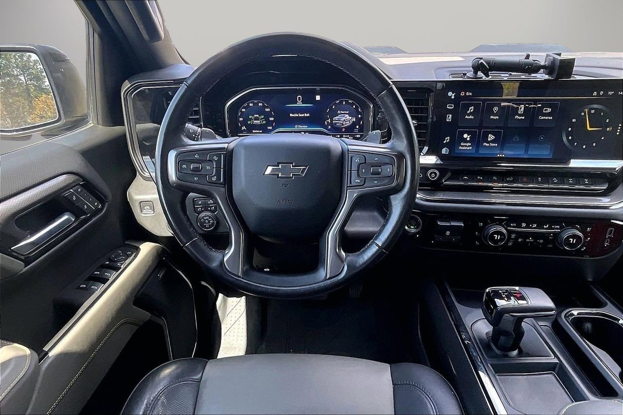 Used 2022 Chevrolet Silverado 1500 ZR2 w/ Technology Package image 12