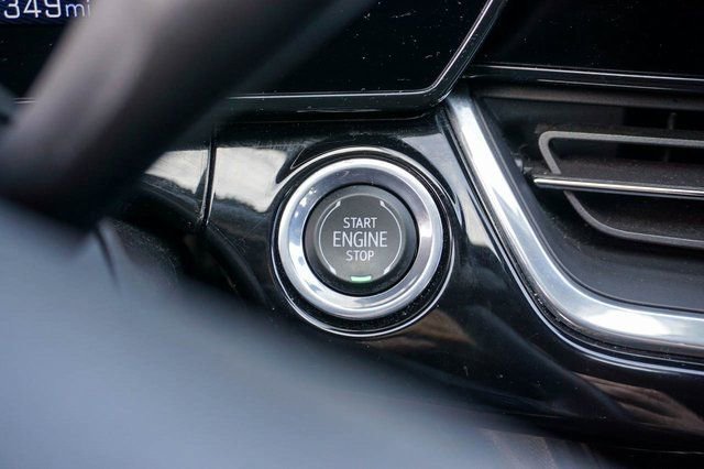 Used 2024 Chevrolet Trax RS w/ Driver Confidence Package image 23