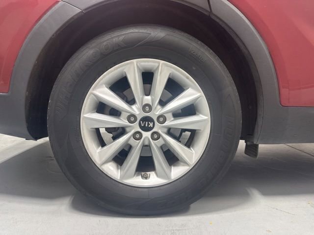 Used 2020 Kia Sorento LX w/ LX I4 Convenience Package image 6