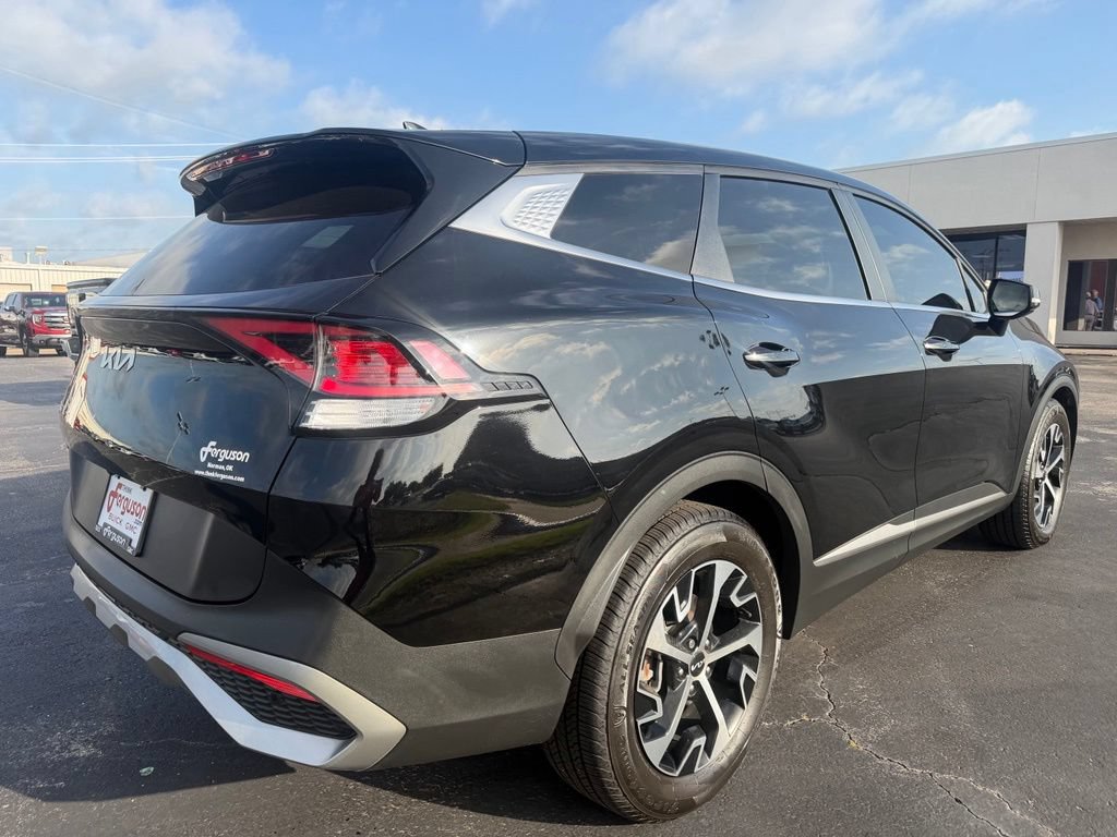 Used 2023 Kia Sportage EX FWD image 14
