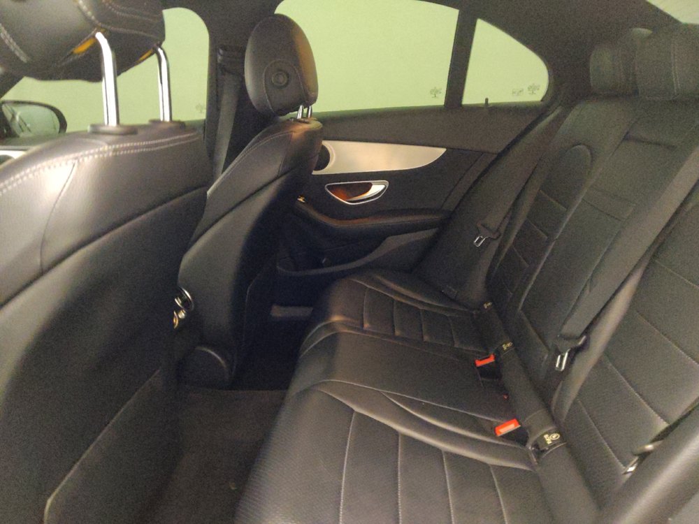Used 2019 Mercedes-Benz C 300 Sedan w/ Premium Package image 18