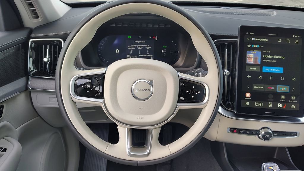 New 2026 Volvo XC90 T8 Ultra image 13