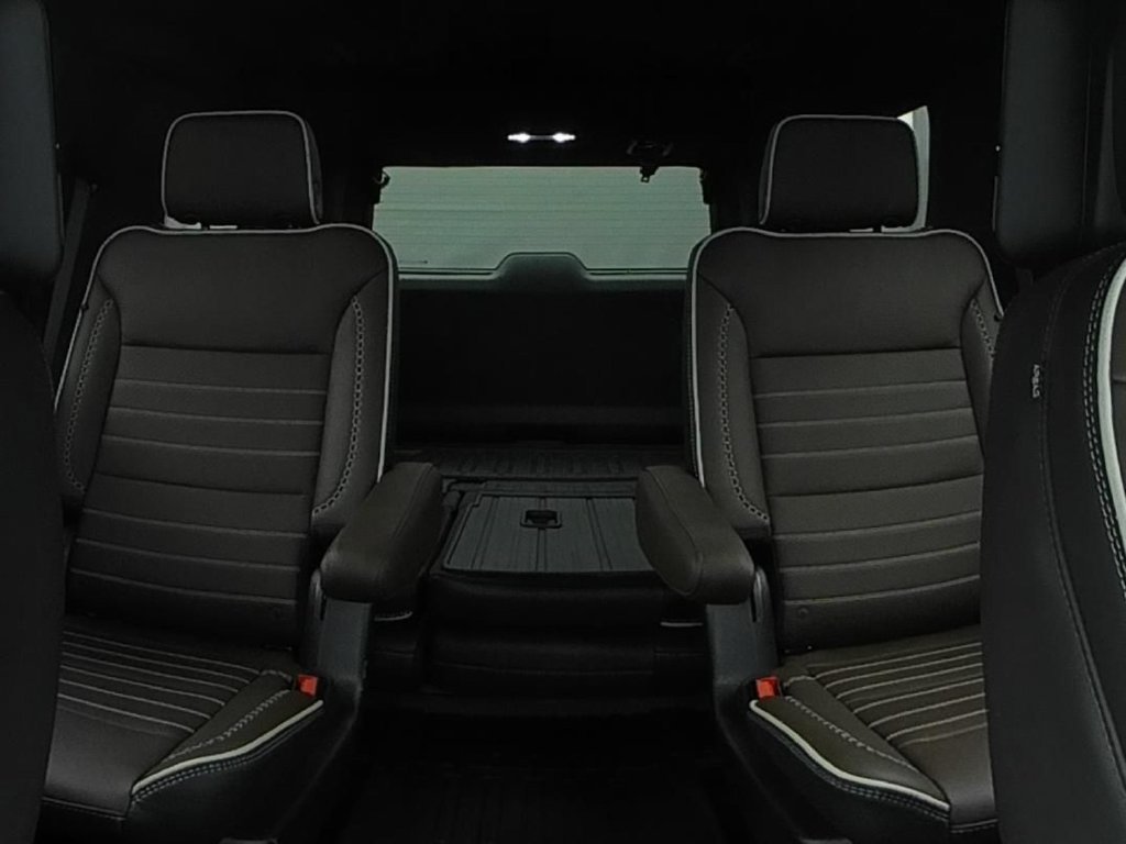 Certified 2026 GMC Yukon Denali Ultimate w/ LPO, Floor Liner Package AWD/4WD image 10