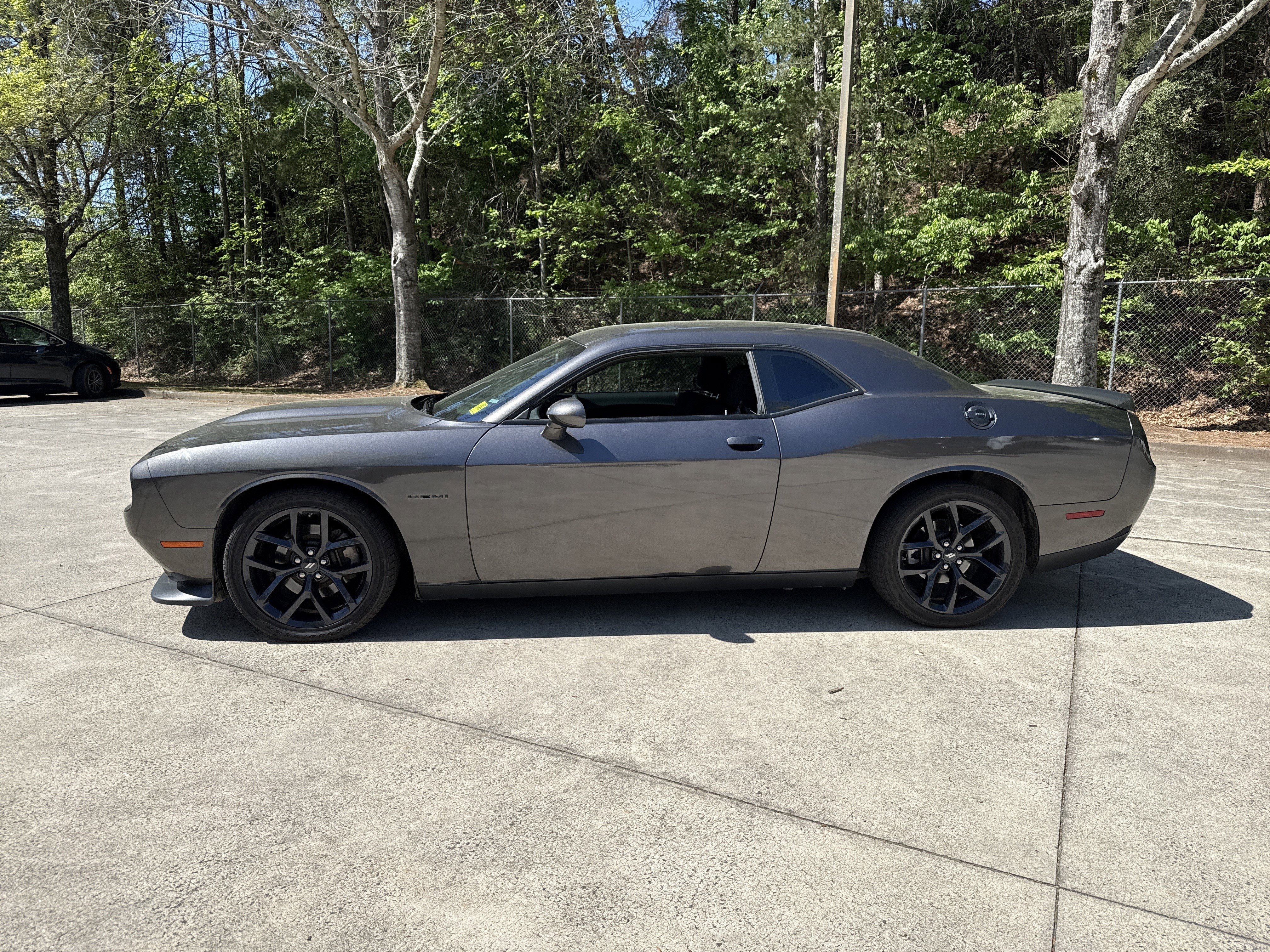 Used 2022 Dodge Challenger R/T w/ Blacktop Package RWD image 4