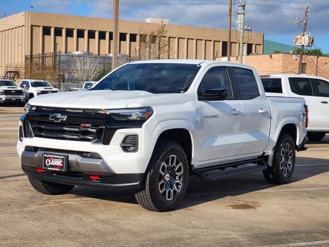 Used 2025 Chevrolet Colorado Z71 w/ Z71 Convenience Package 2 image 3