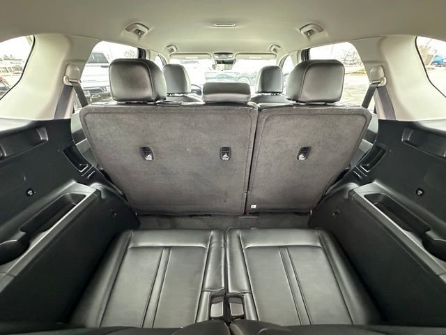 Used 2025 Kia Sorento S image 19