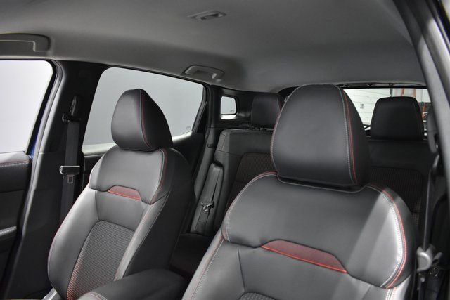 Certified 2025 Nissan Kicks SR image 16