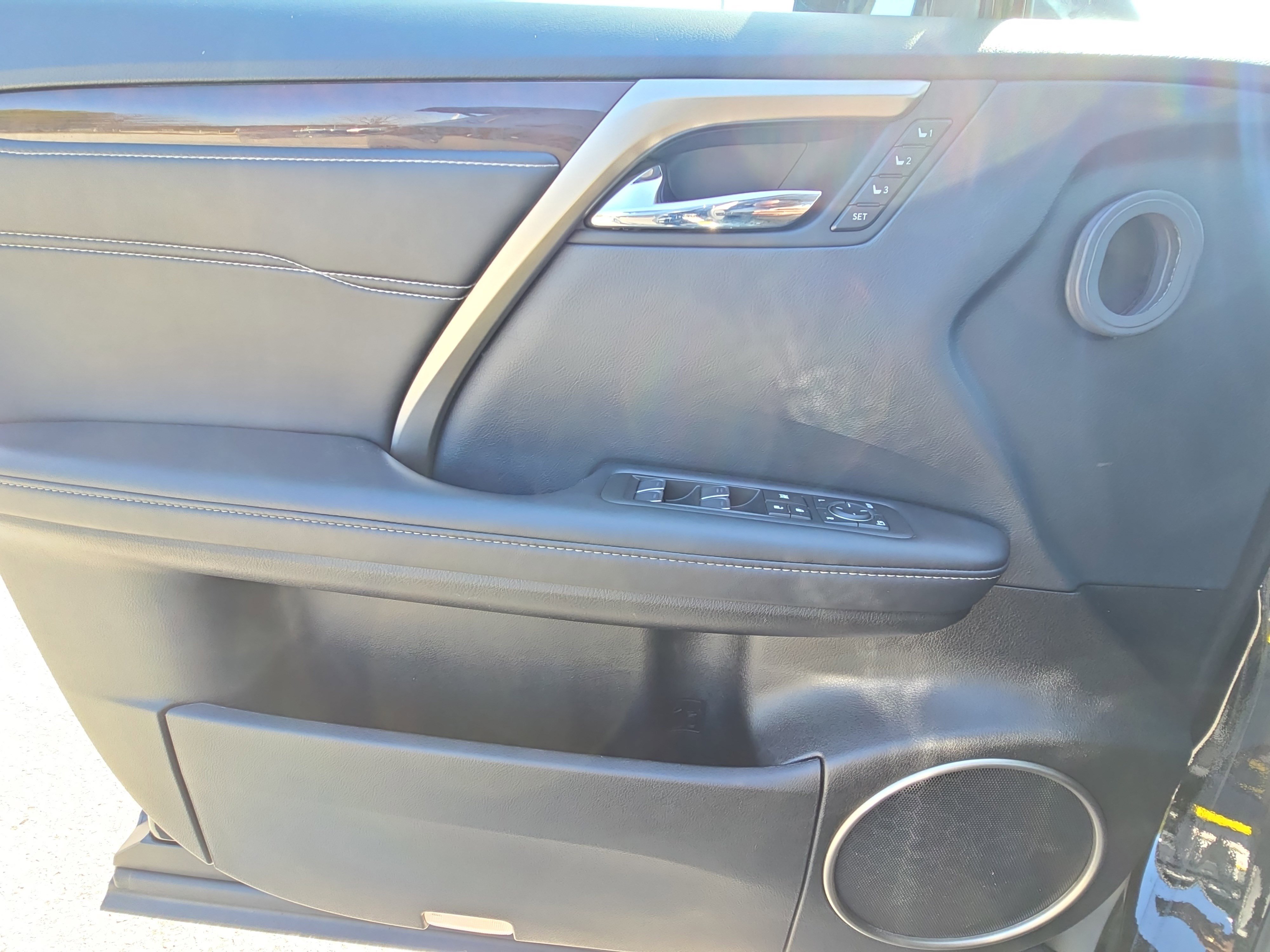 Used 2019 Lexus RX 350 AWD w/ Navigation Package image 25