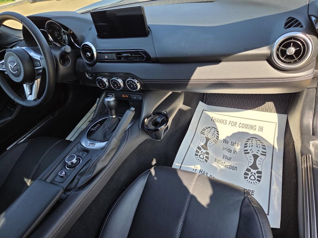 Used 2024 MAZDA MX-5 Miata RF Grand Touring RWD image 30