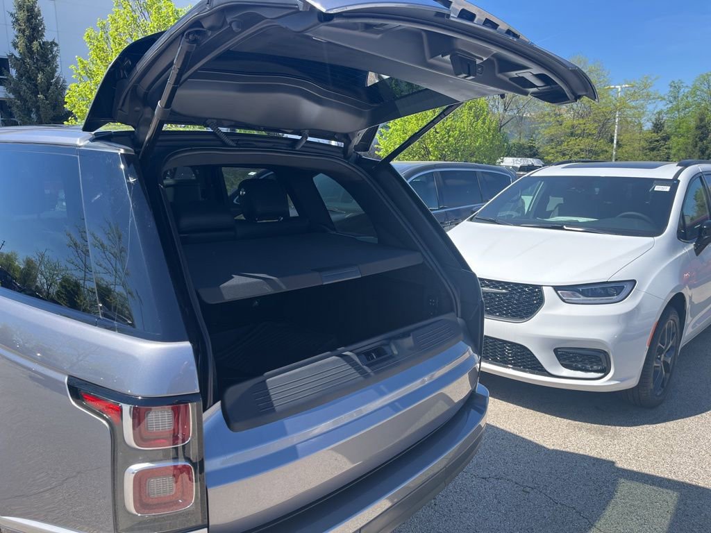 Used 2020 Land Rover Range Rover HSE AWD/4WD image 11