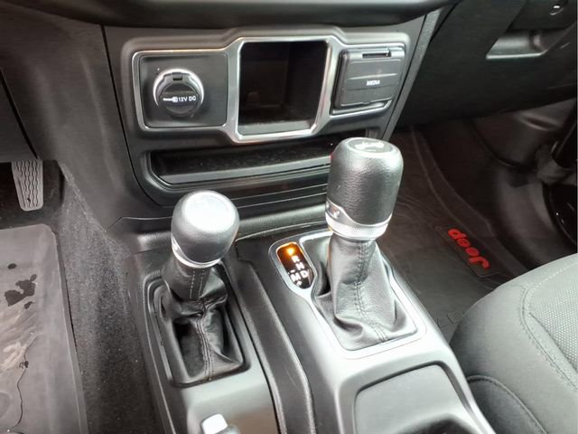 Used 2023 Jeep Wrangler Sport image 24