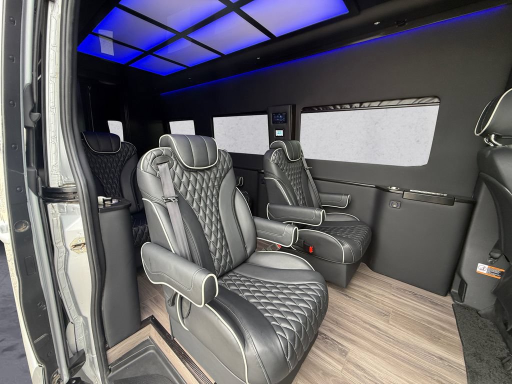 Used 2023 Mercedes-Benz Sprinter 3500 w/ Parking Package image 13