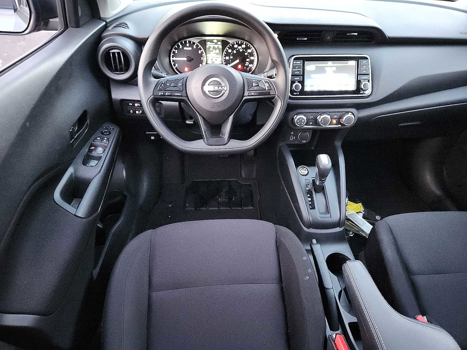 Used 2023 Nissan Kicks S image 11