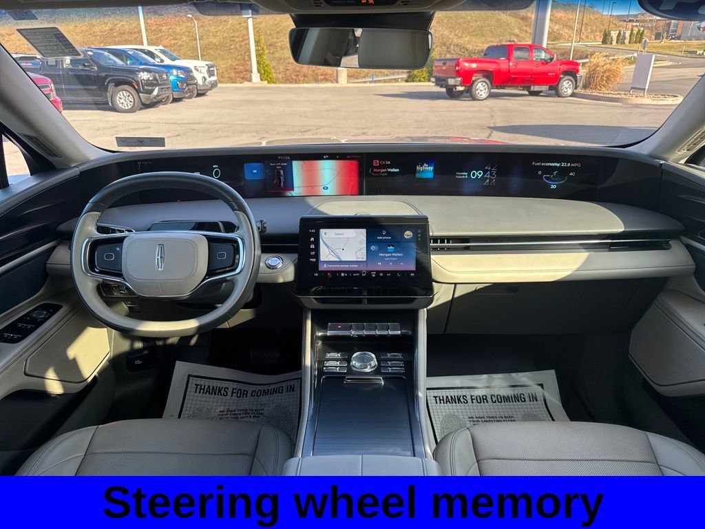 Used 2024 Lincoln Nautilus Premier AWD/4WD image 11
