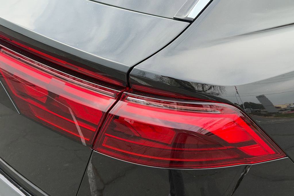 New 2026 Audi SQ8 Prestige image 7