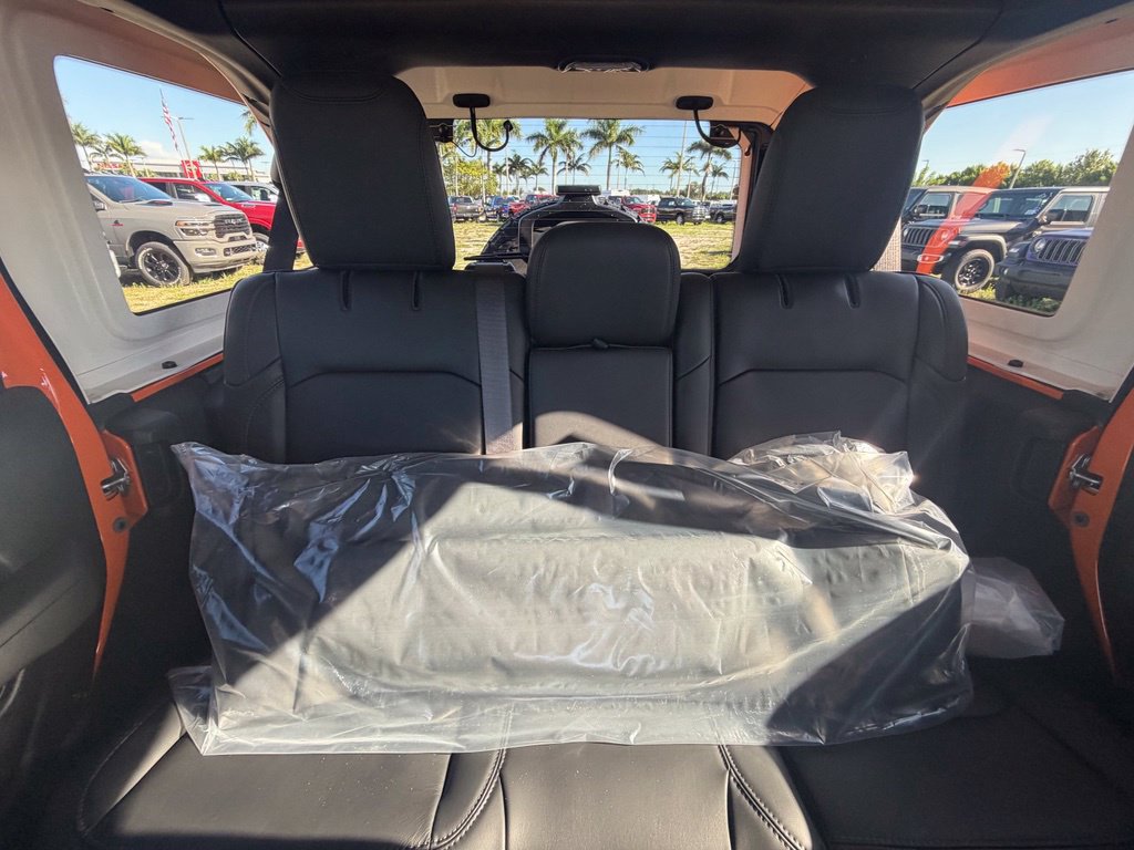 New 2027 Jeep Wrangler Unlimited Rubicon 392 AWD/4WD image 26