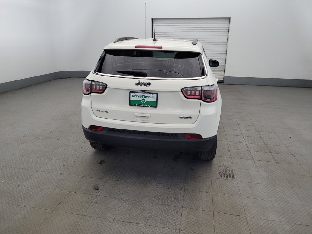 Used 2017 Jeep Compass Latitude w/ Popular Equipment Group AWD/4WD image 7
