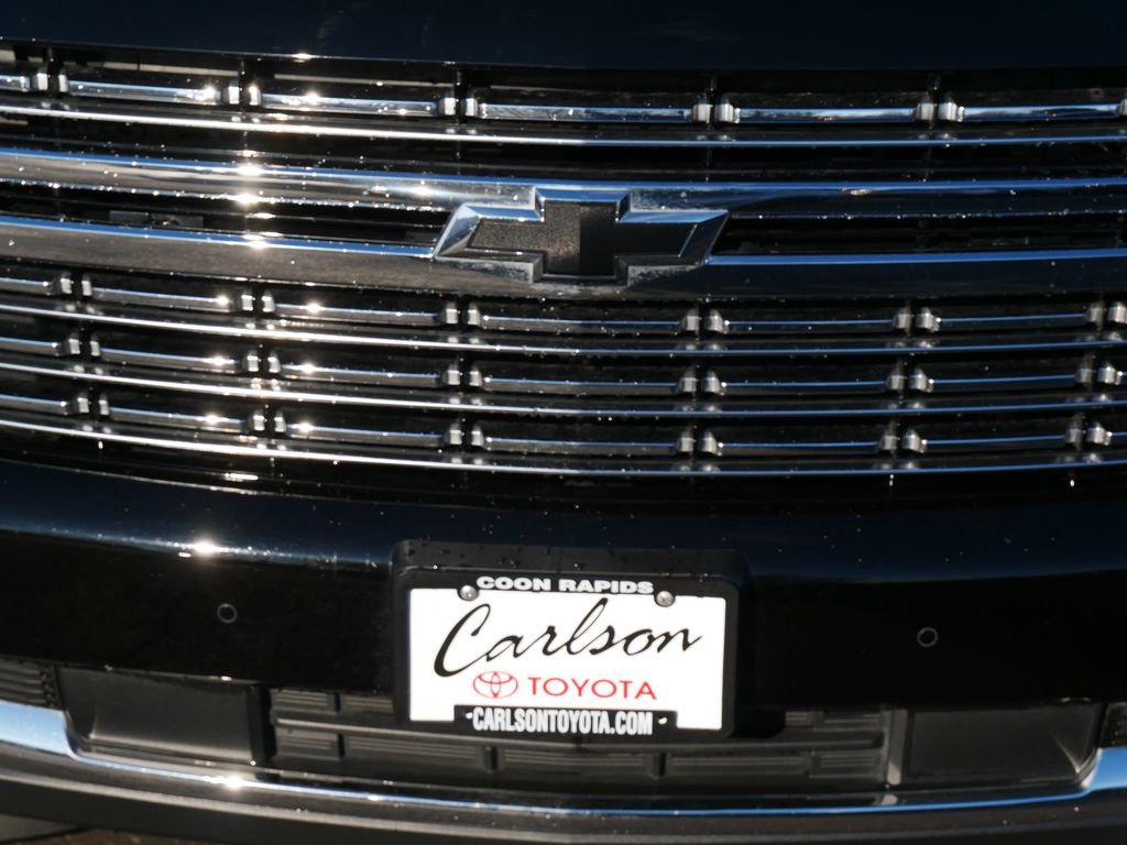 Used 2023 Chevrolet Tahoe Premier AWD/4WD image 9