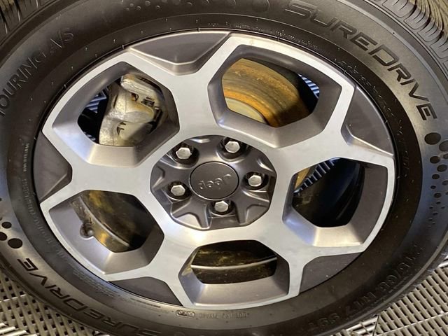 Used 2022 Jeep Compass Trailhawk w/ Trailhawk Elite Group image 27