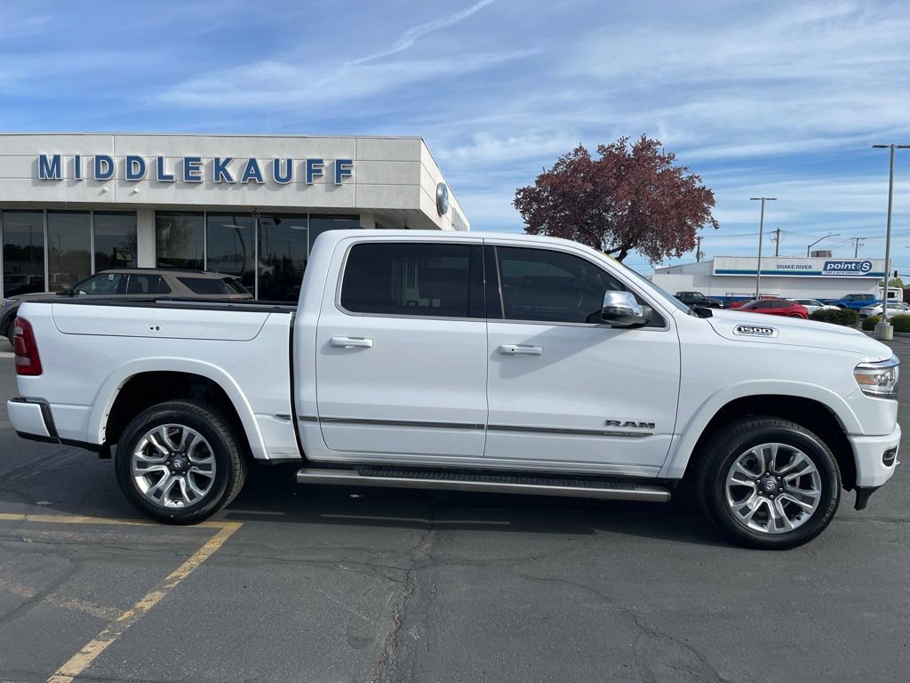 Used 2024 RAM 1500 Limited w/ Body Color Bumper Group image 8