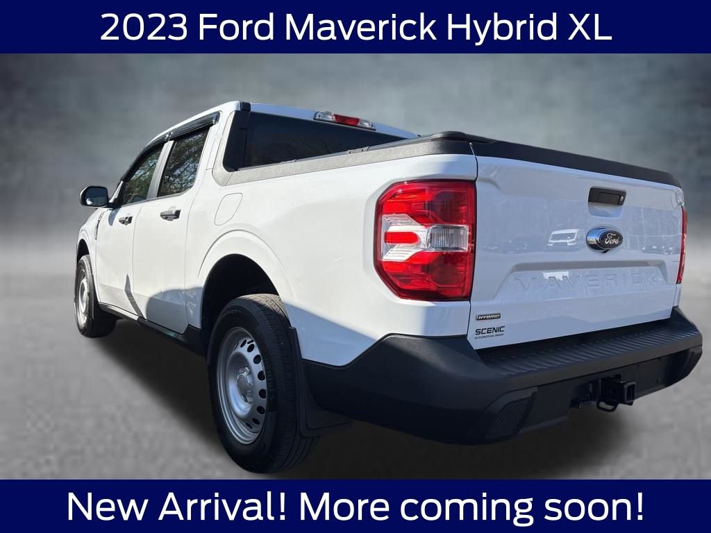 Used 2023 Ford Maverick XL image 3