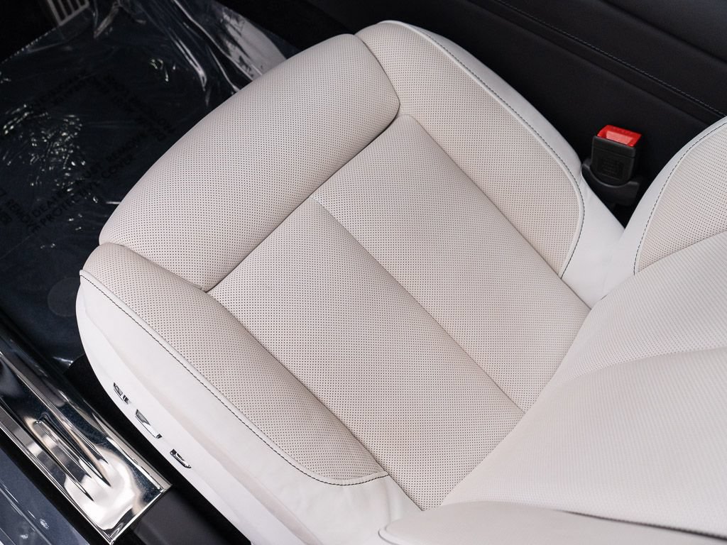 Certified 2023 Rolls-Royce Ghost Extended Wheelbase w/ Ghost Package AWD/4WD image 19