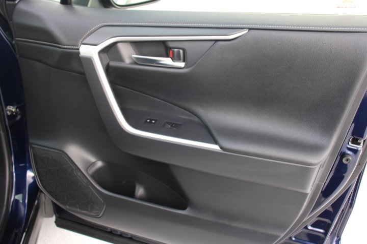 Certified 2022 Toyota RAV4 Limited image 21