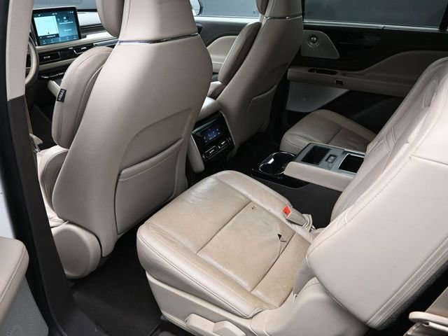 Used 2020 Lincoln Aviator Reserve w/ Equipment Group 202A image 19