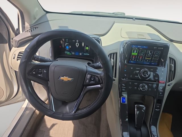 Used 2014 Chevrolet Volt Premium w/ Premium Trim Package FWD image 10