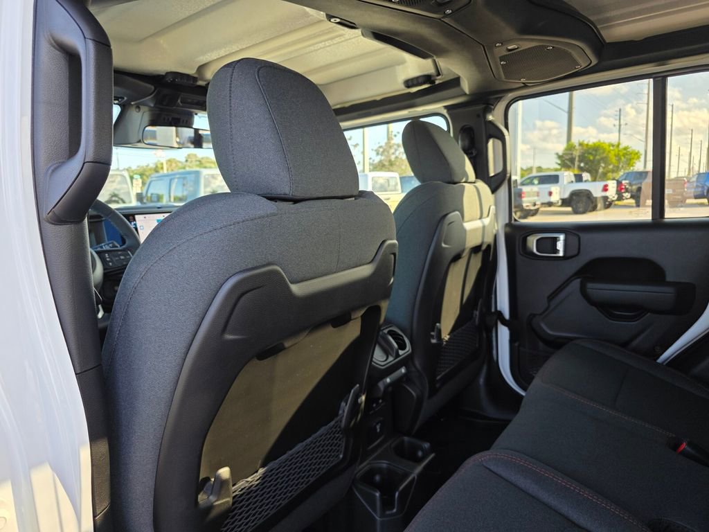 New 2026 Jeep Gladiator Rubicon w/ Safety Group image 9