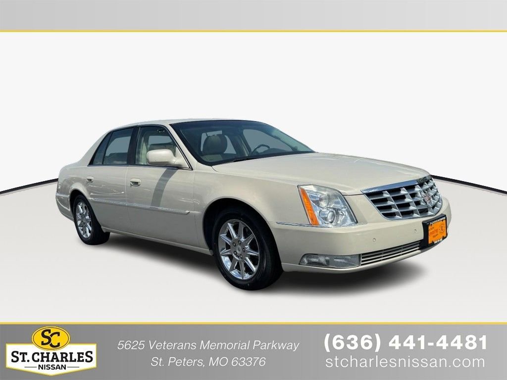 Used 2010 Cadillac DTS Luxury FWD image 1