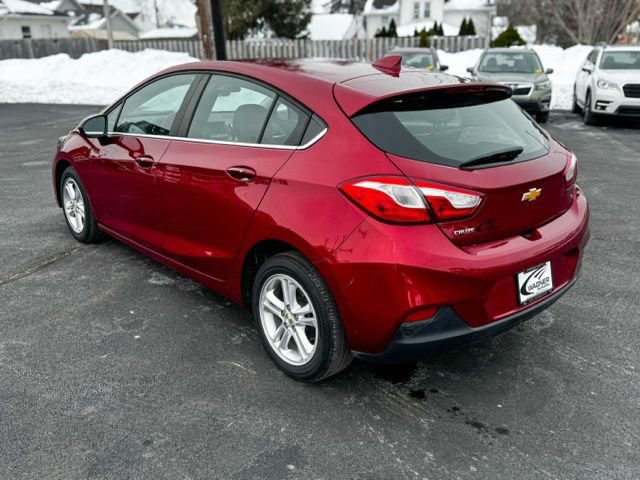 Used 2018 Chevrolet Cruze LT w/ Convenience Package image 6