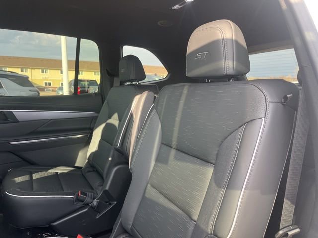 New 2026 Buick Enclave Sport Touring w/ Power Package FWD image 39