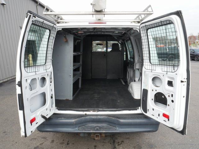 Used 2014 Ford E-350 and Econoline 350 Super Duty w/ Power Group image 6