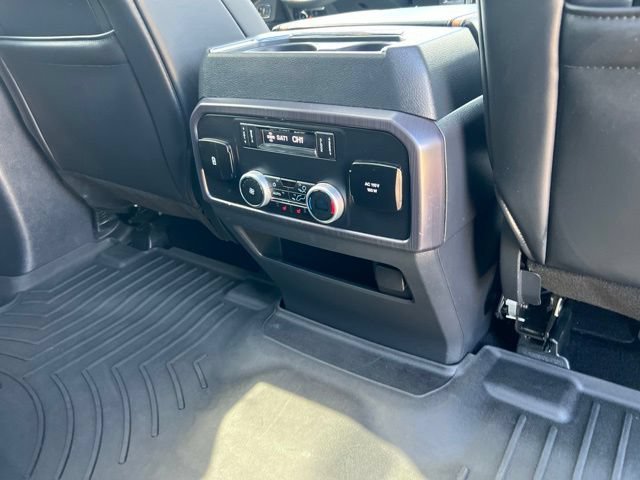 Used 2023 Ford Expedition Platinum RWD image 38