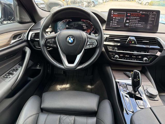 Used 2022 BMW 530i w/ M Sport Package image 23