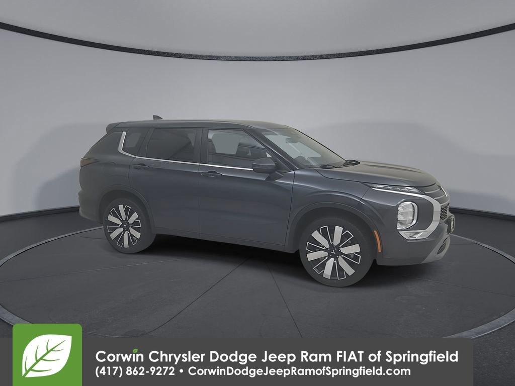 Used 2025 Mitsubishi Outlander SE FWD video 2