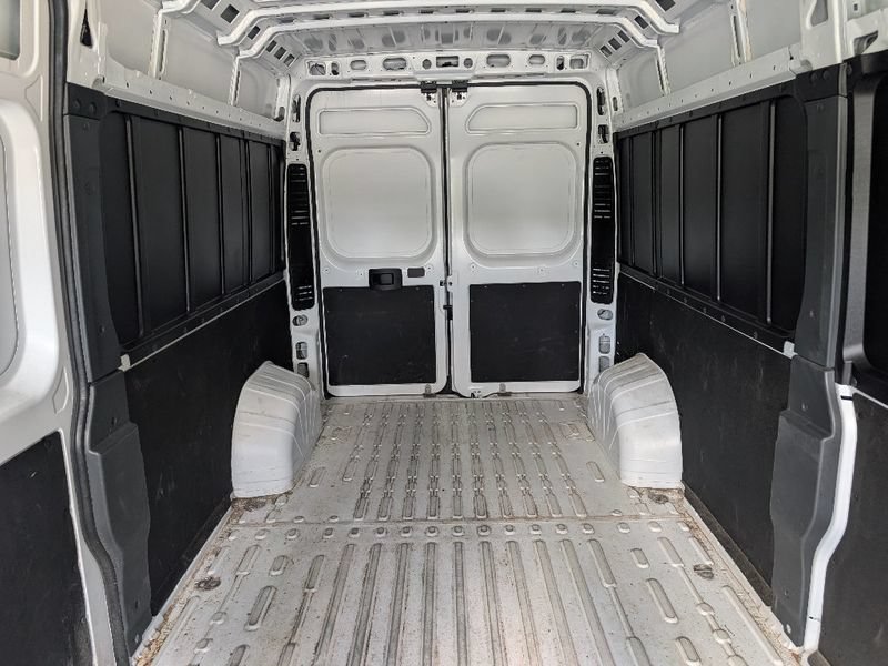 Used 2026 RAM ProMaster 2500 w/ Convenience Group FWD image 11