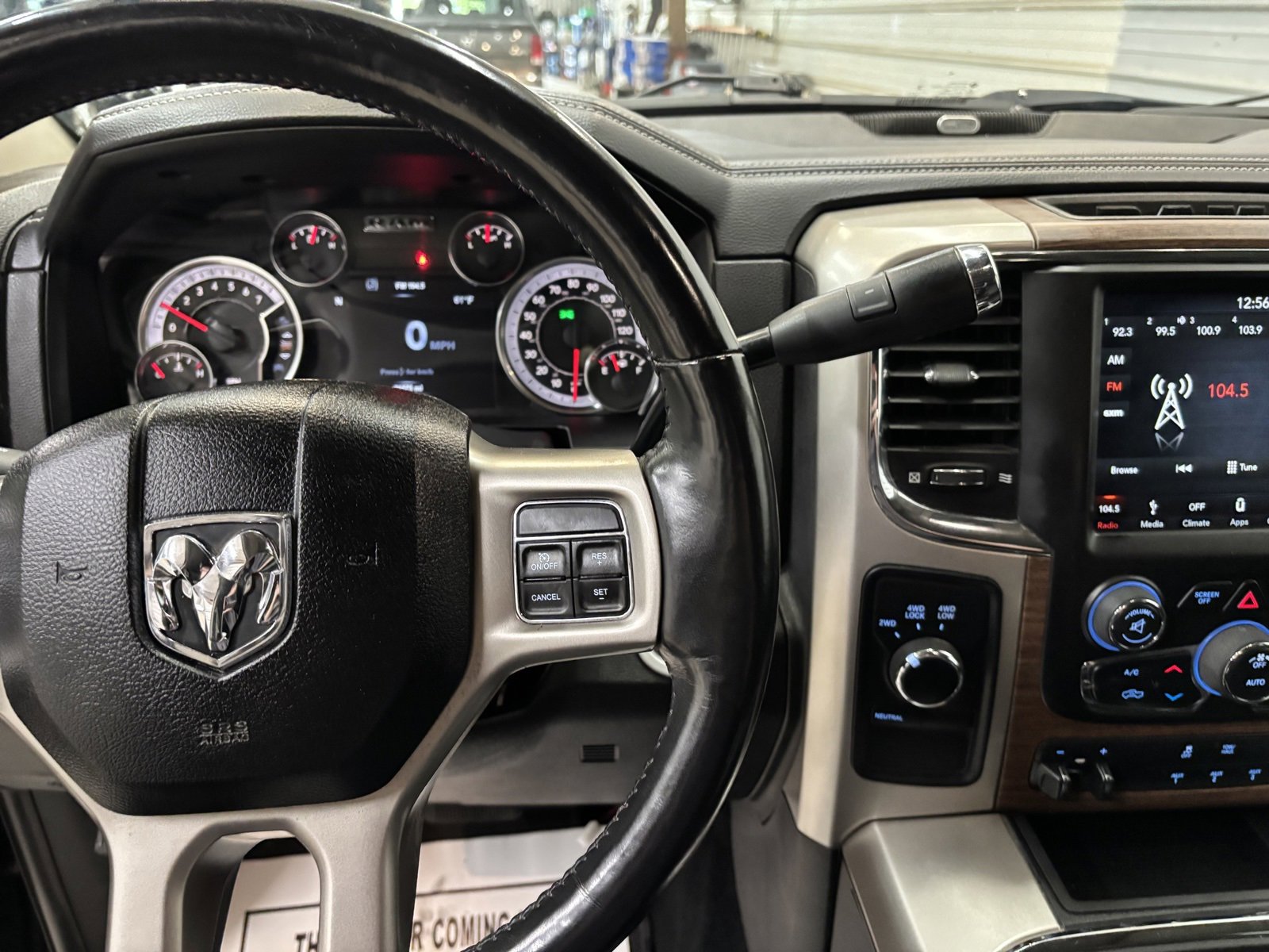 Used 2018 RAM 2500 Laramie w/ Snow Chief Group image 15