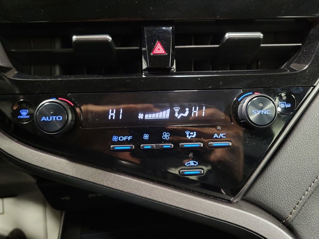 Used 2024 Toyota Camry SE image 17