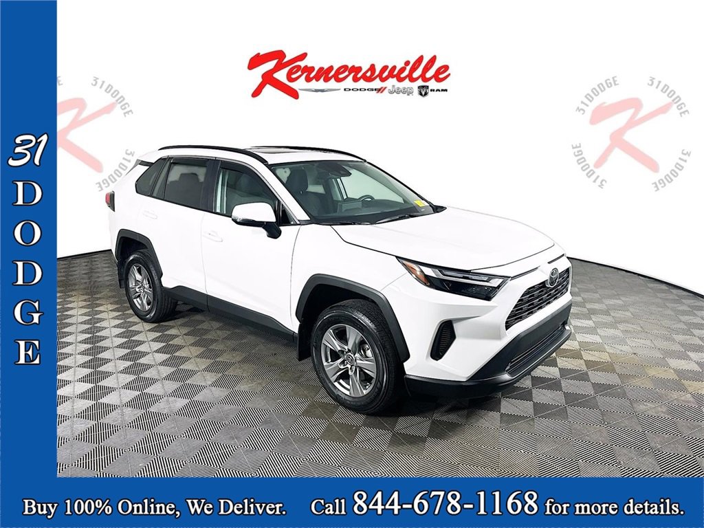 Used 2024 Toyota RAV4 XLE image 1